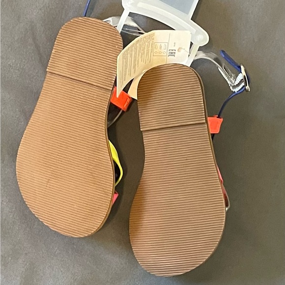 NWT GAP Neon Multicolor Strappy Sandals Toddler Size 5 - Picture 3 of 3